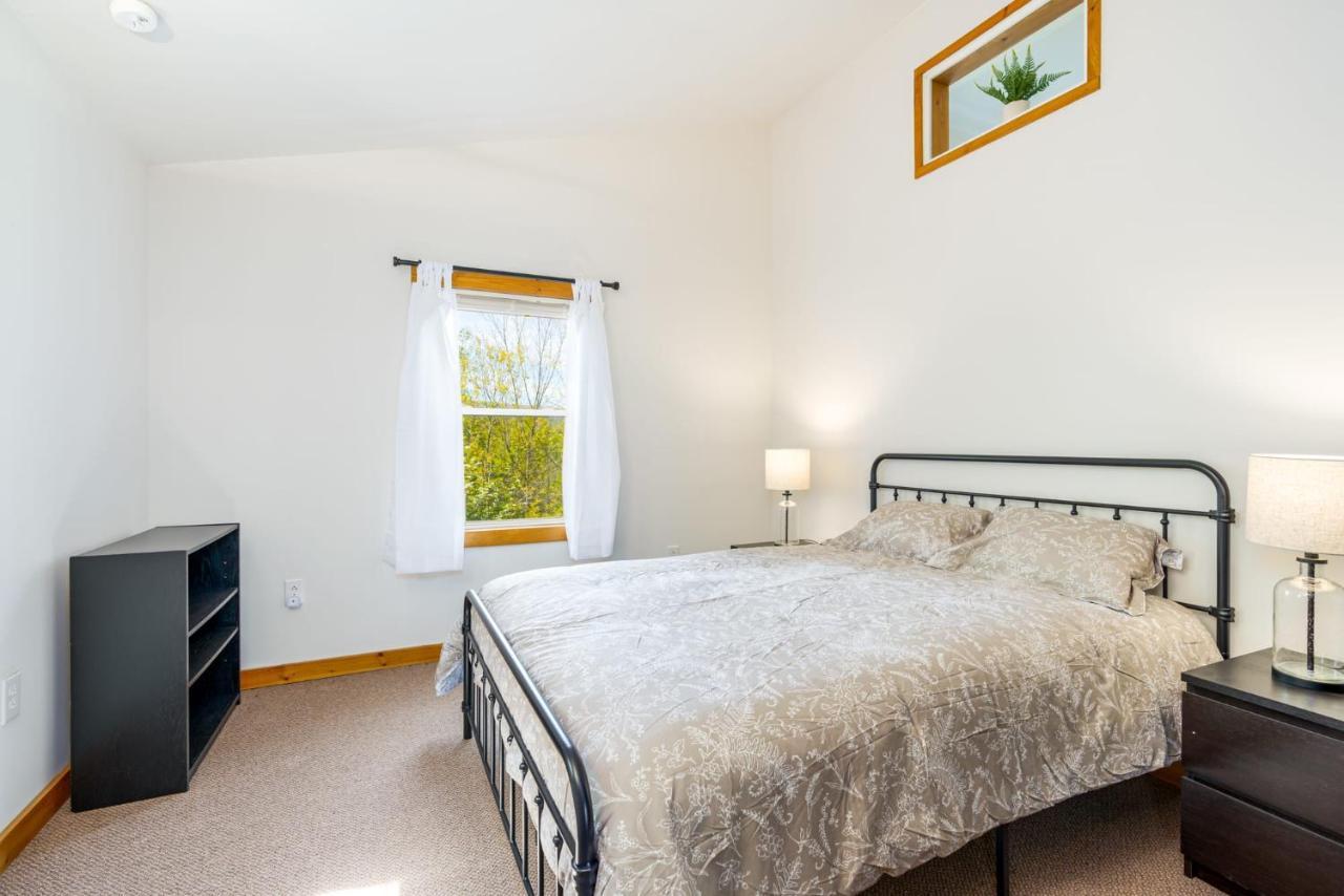 River Access Cabin With Hot Tub, Fire Pit, & Wifi! Morton Grove Buitenkant foto